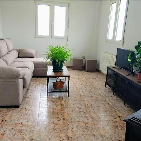 샬레 Preciosa + Playa + Jardin + Mascotas Naveces